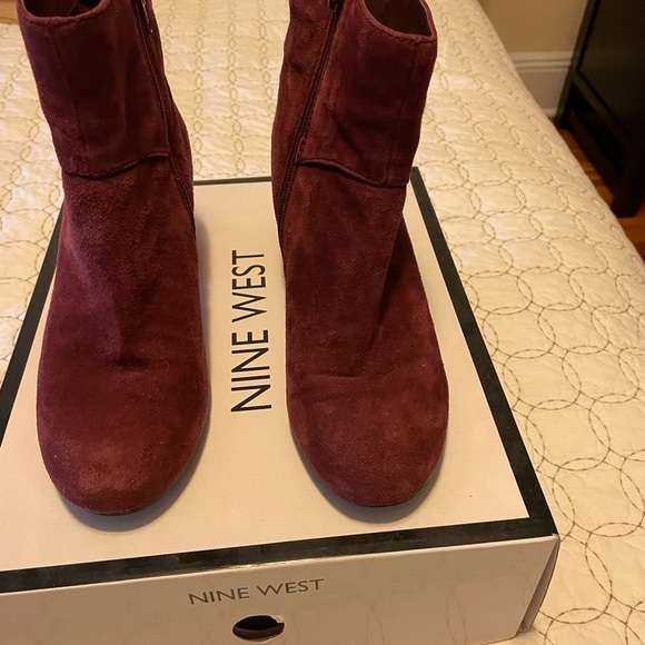 Gently worn NineWest boots. Cabernet is the color, basically wine. - Picture 1 of 7